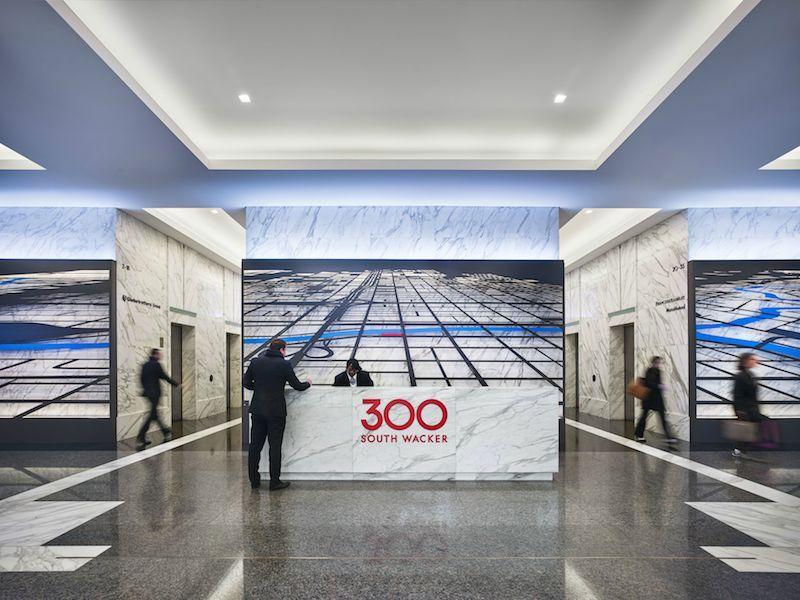 Элегантное решение скрыть шахту лифта