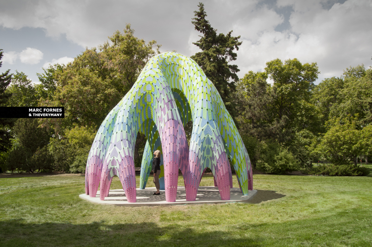 Vaulted Willow — цветная арт-инсталляция Марка Форнеса