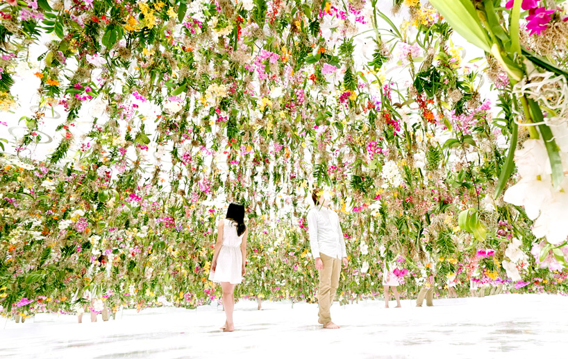 Floating Flower Garden, или интерактивный цветник от TeamLab