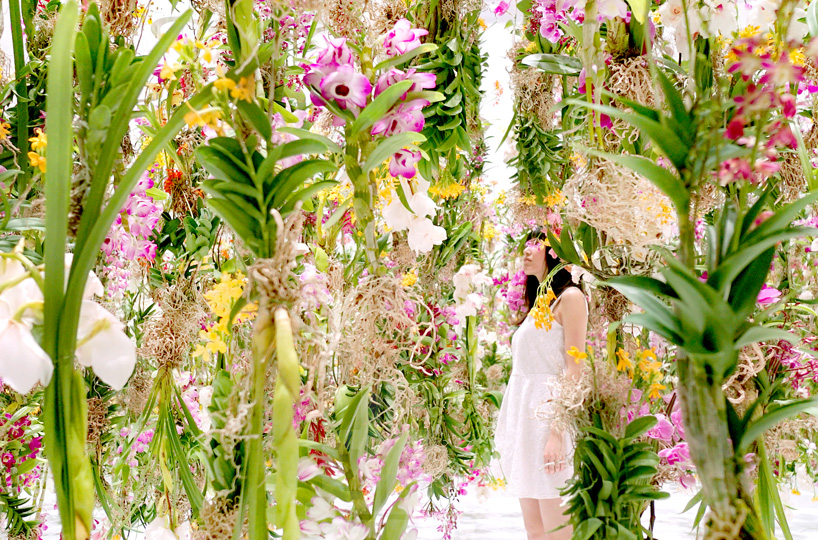 Floating Flower Garden, или интерактивный цветник от TeamLab