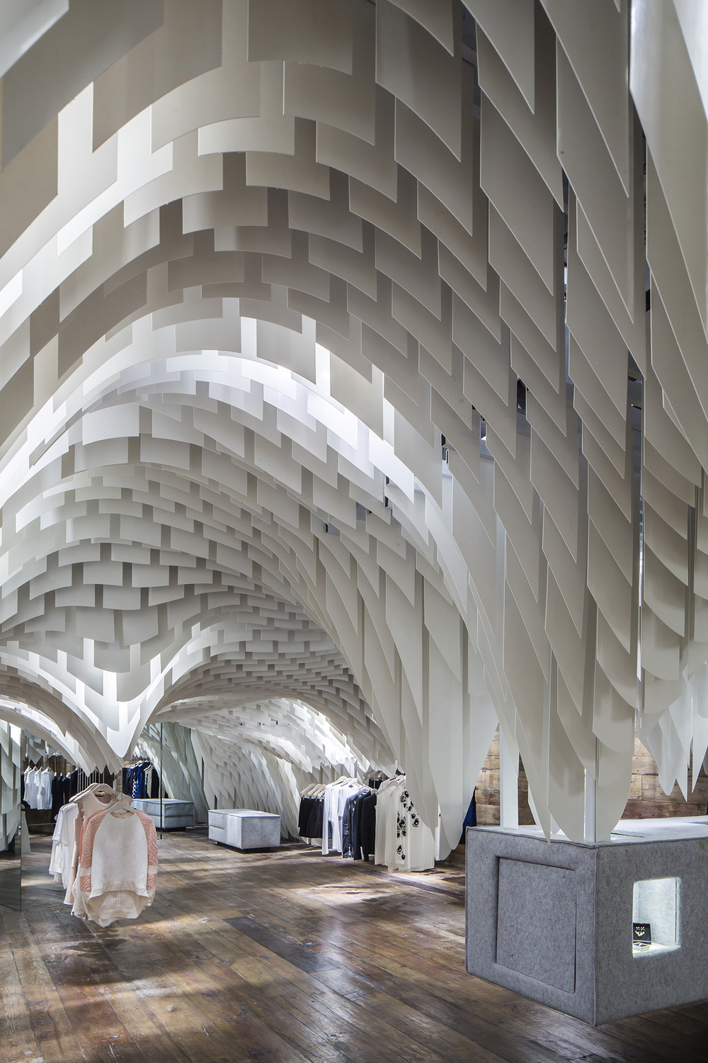 Модный бутик SND Concept Store от группы архитекторов 3GATTI