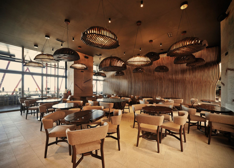 Креативный интерьер кофейни Don Cafe House в Приштине