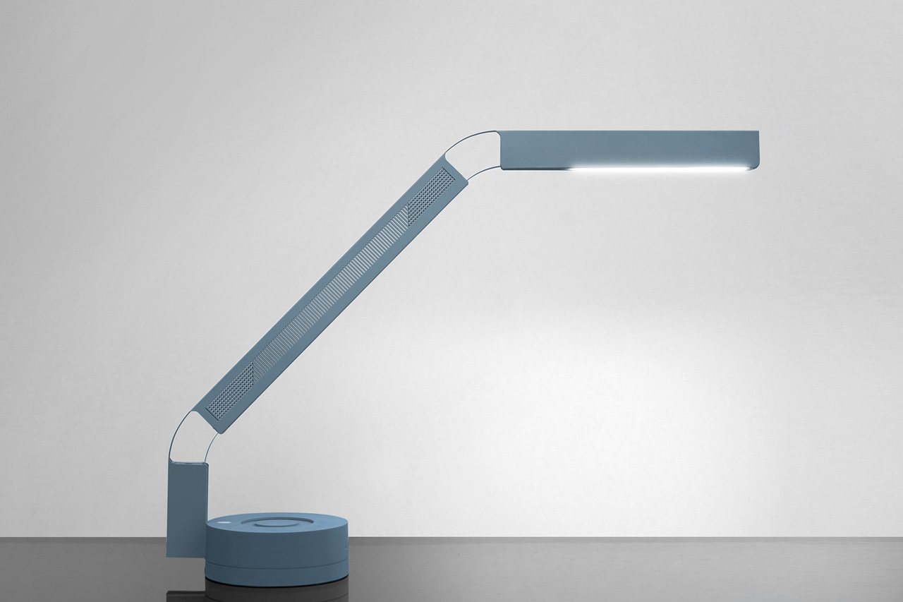 Fade Task Light – лампа без движущихся частей, имитирующая закаты