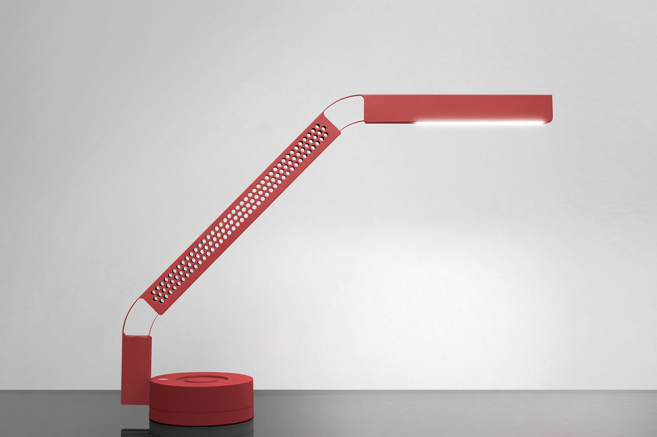 Fade Task Light – лампа без движущихся частей, имитирующая закаты