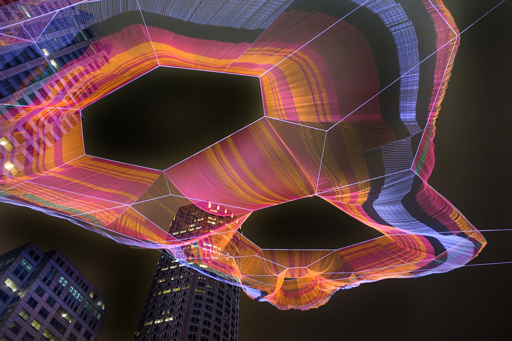 Удивительные городские инсталляции от Джанет Эчельман (Janet Echelman)