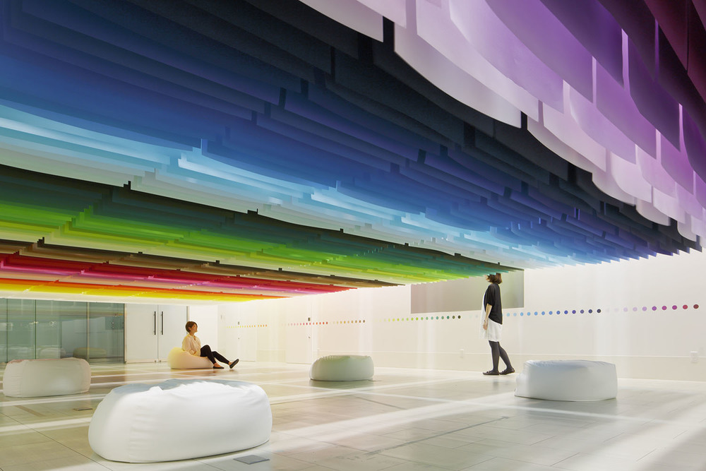Яркий проект Shinjuku Mitsui Building от Emmanuelle Moureaux