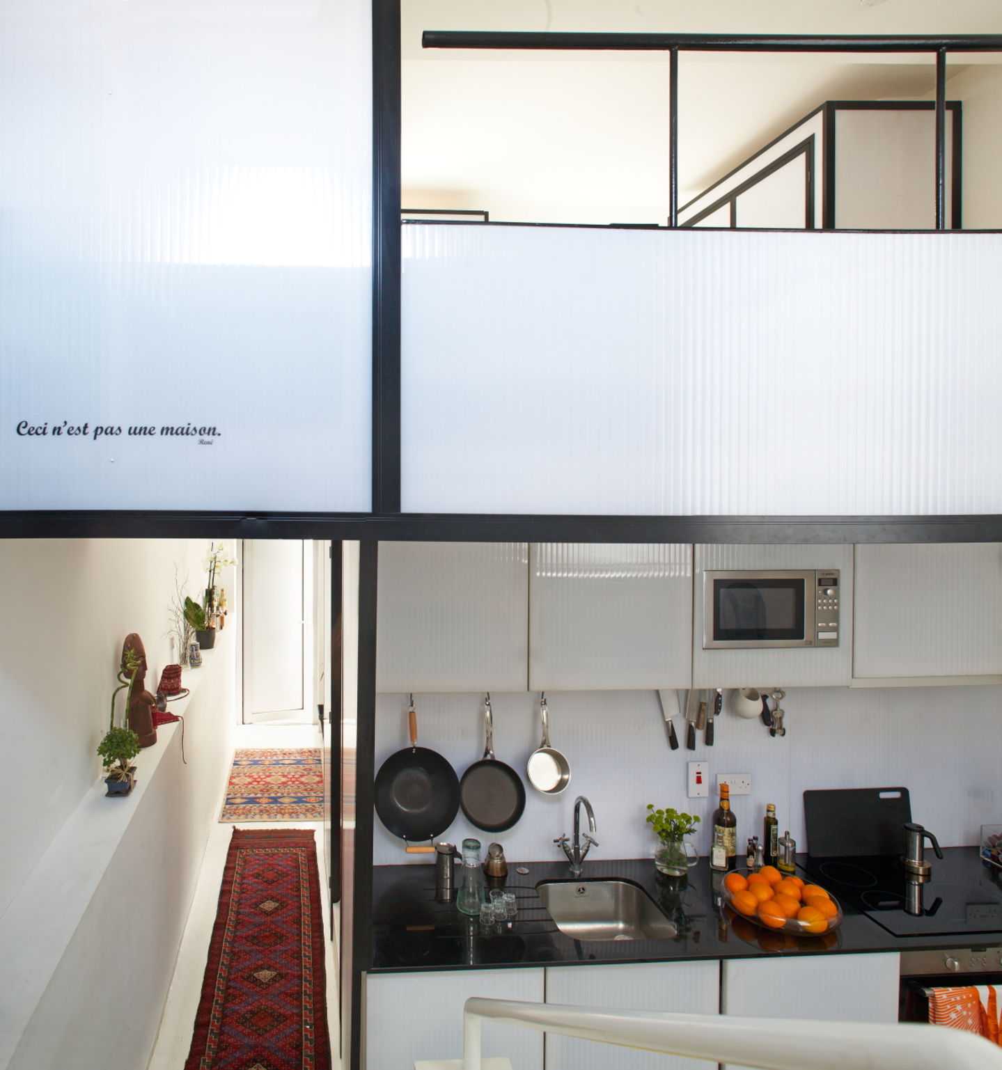 Plastick Hause 4 3