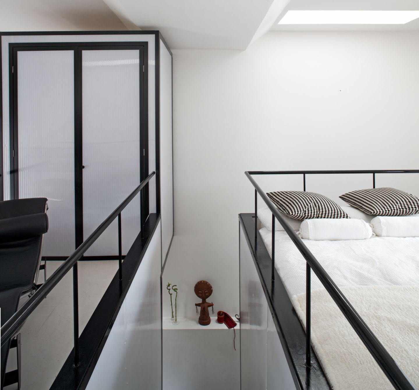 Plastick Hause 4 6