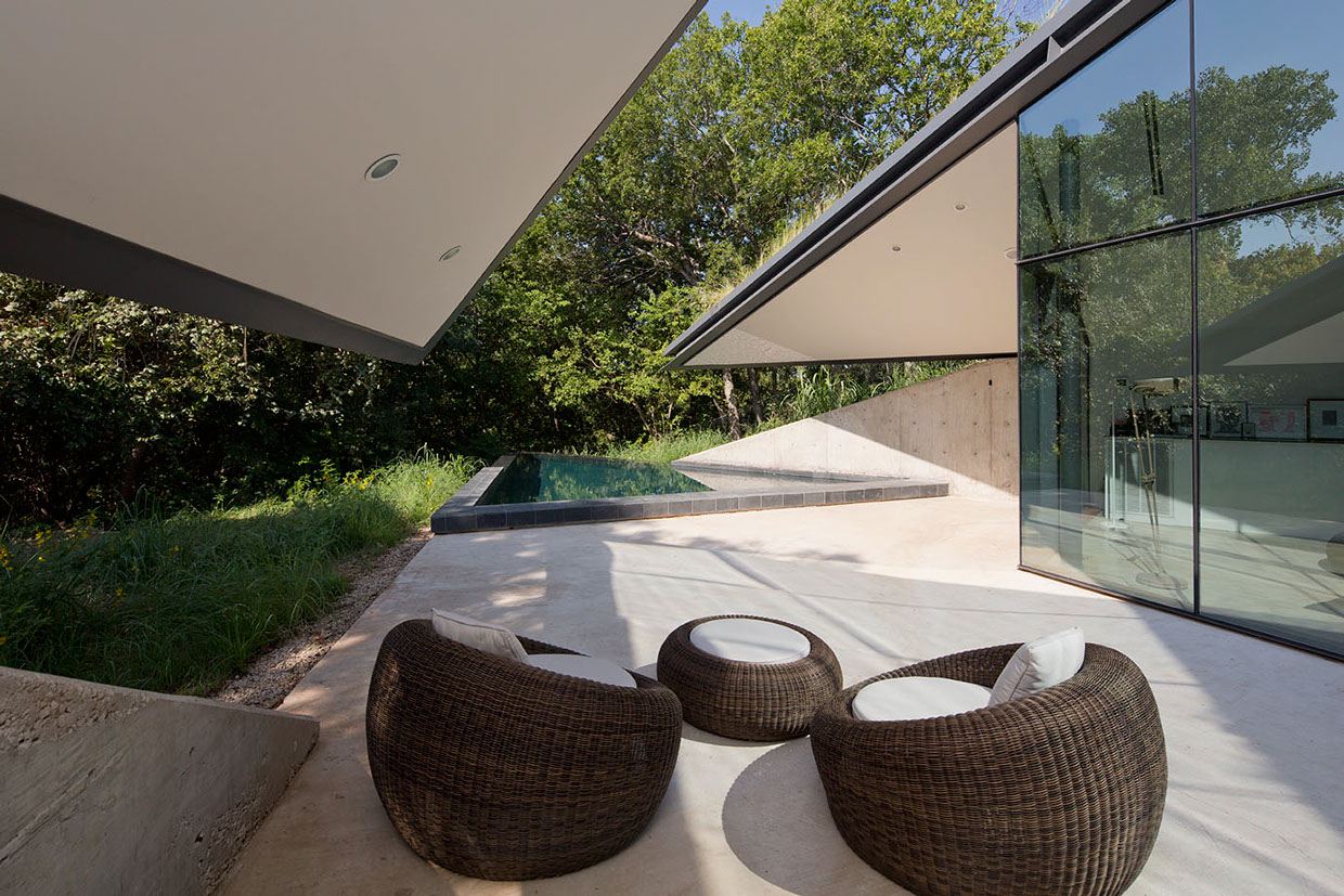 Дом Edgeland Residence на берегу реки Колорадо от компании Bercy Chen Studio