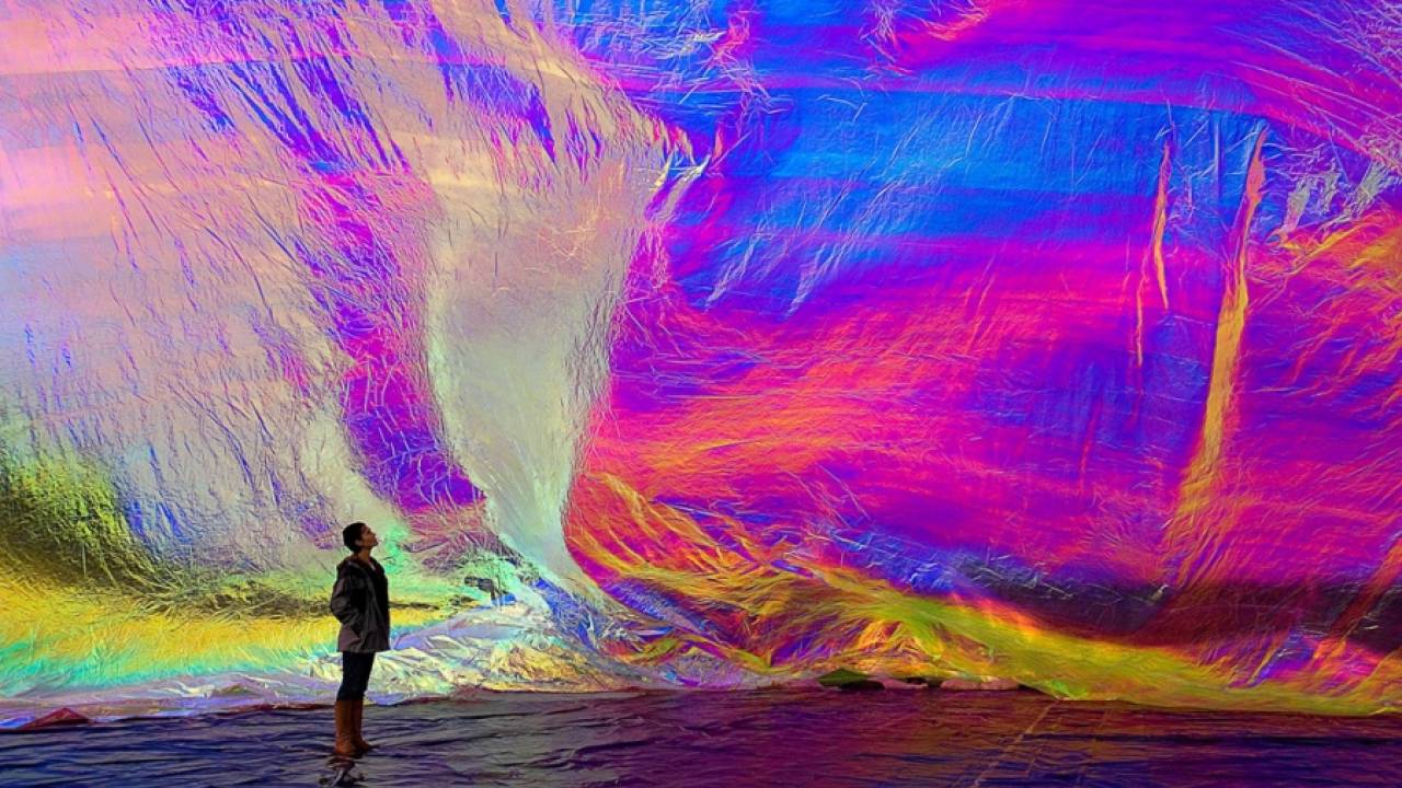 Инсталляция "Поэтический космос дыхания" от Томаса Сарасено (Tomas Saraceno)