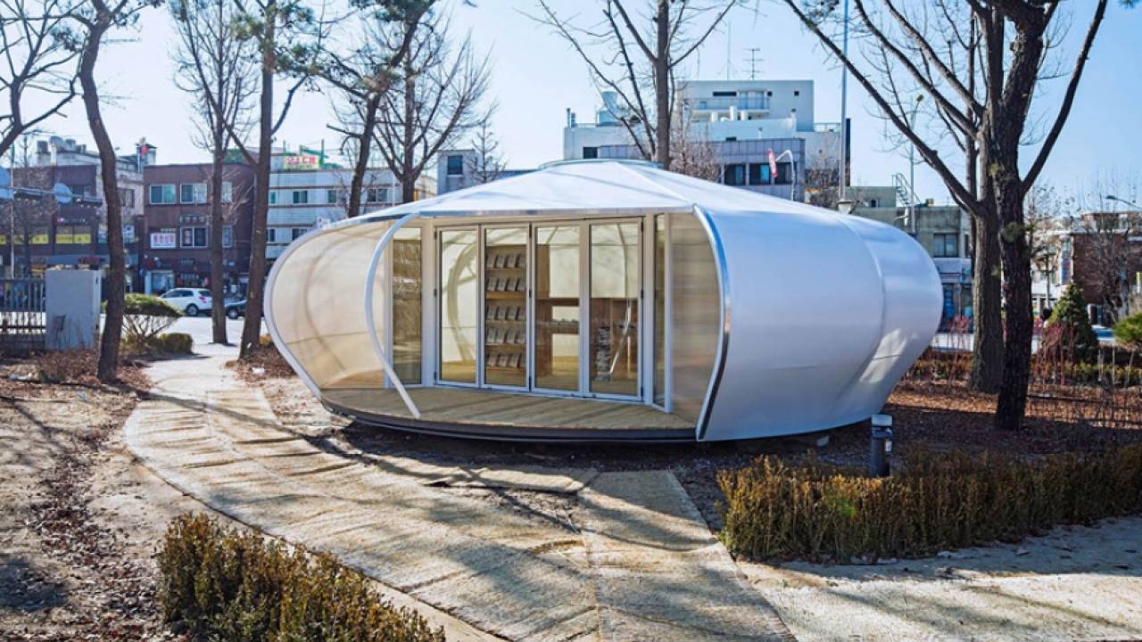Spacetong (архитектурный воркшоп) создают мини-павильоны для мобильной библиотеки