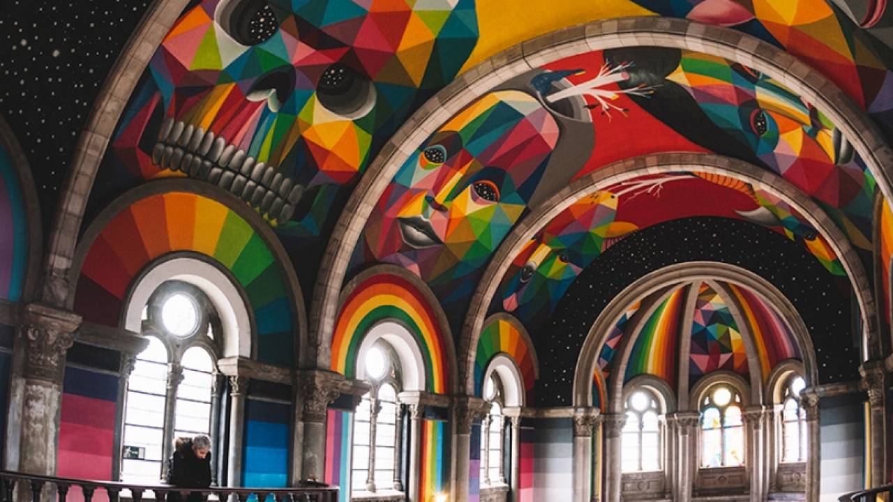 Скейт-парк в заброшенной церкви от художника Okuda San Miguel