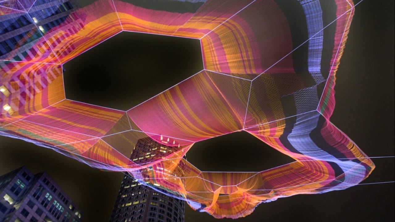 Удивительные городские инсталляции от Джанет Эчельман (Janet Echelman)