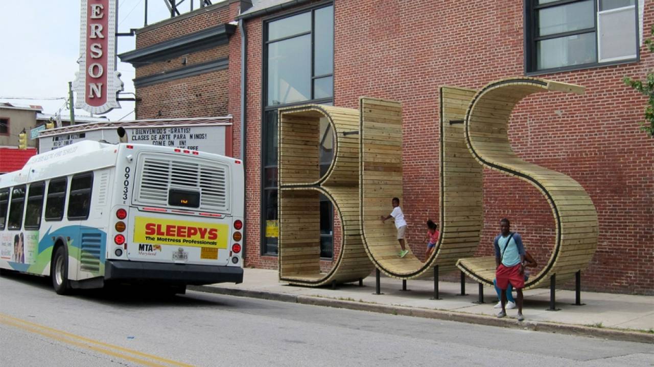 BUS - необычная автобусная остановка в Балтиморе, США