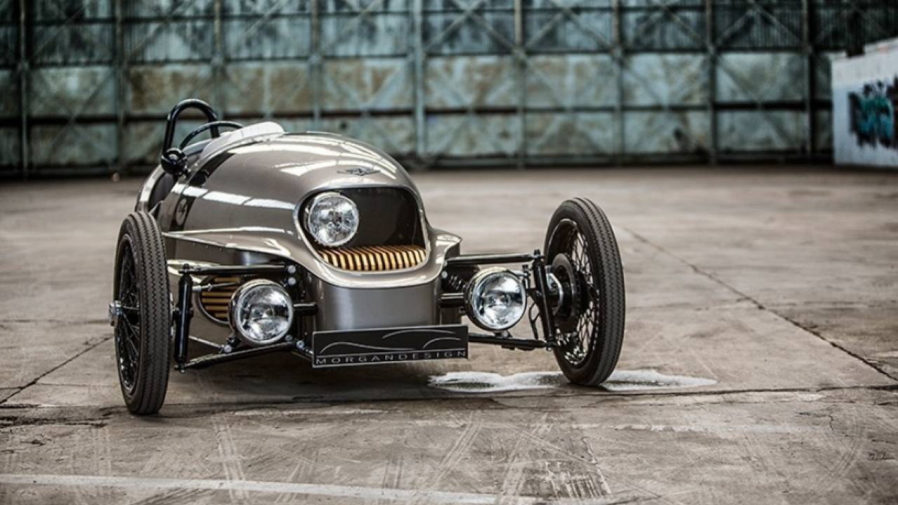 Трехколесный электромобиль "EV3"