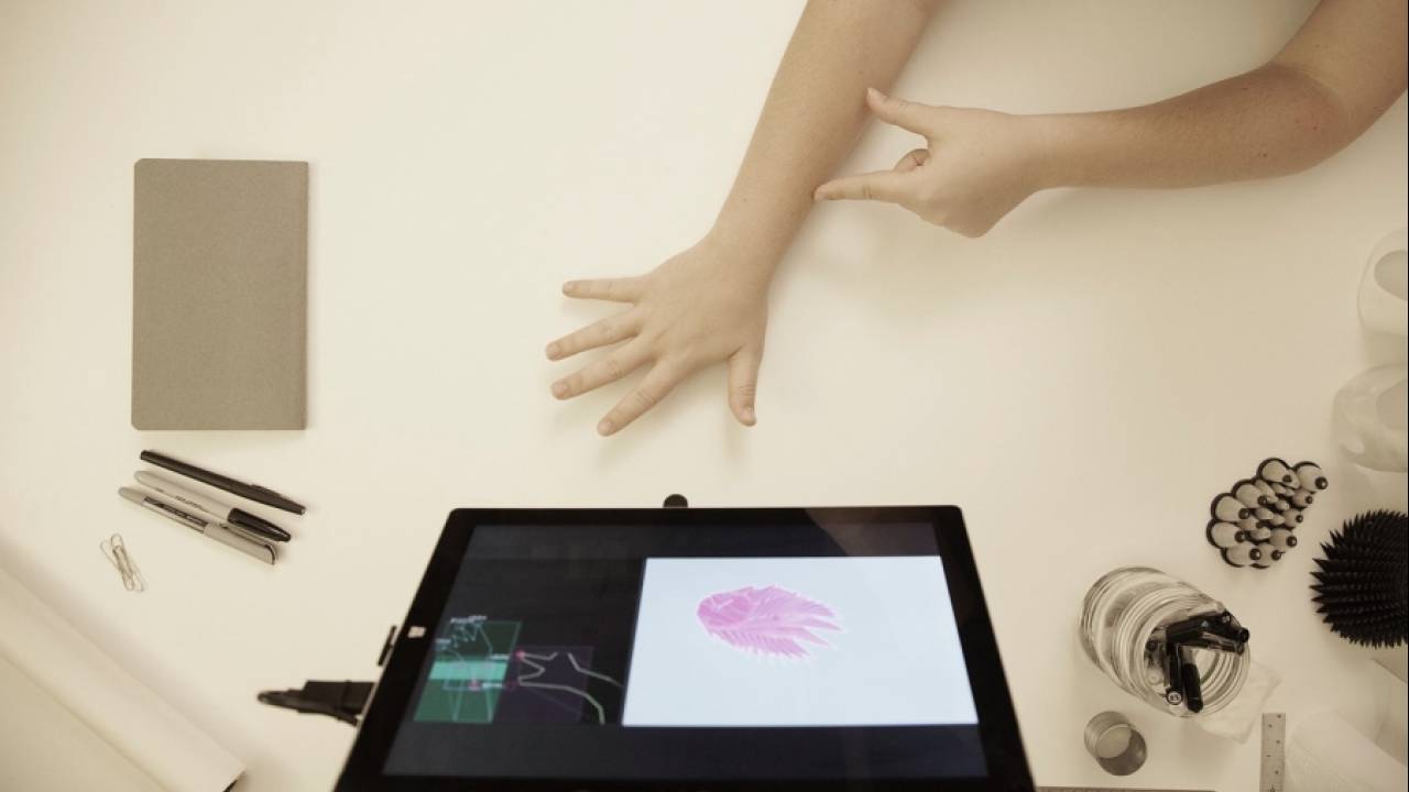Tactum превратит тело человека в интерфейс для создания аксессуаров для 3D-печати