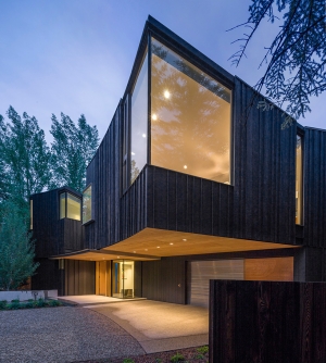 Will Bruder Architects построила современную резиденцию в горах Аспена