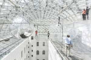 Воздушная инсталляция архитектора Томаса Сарацино(Tomas Saraceno)
